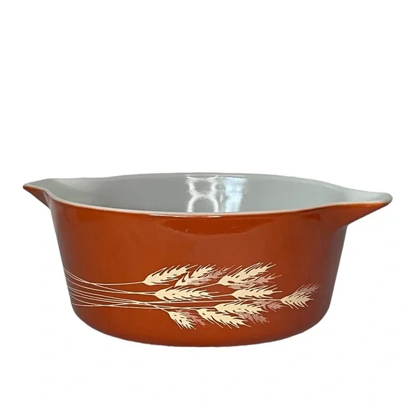 PYREX 2.5 Qt Casserole Baking Dish - Picture 2 of 4